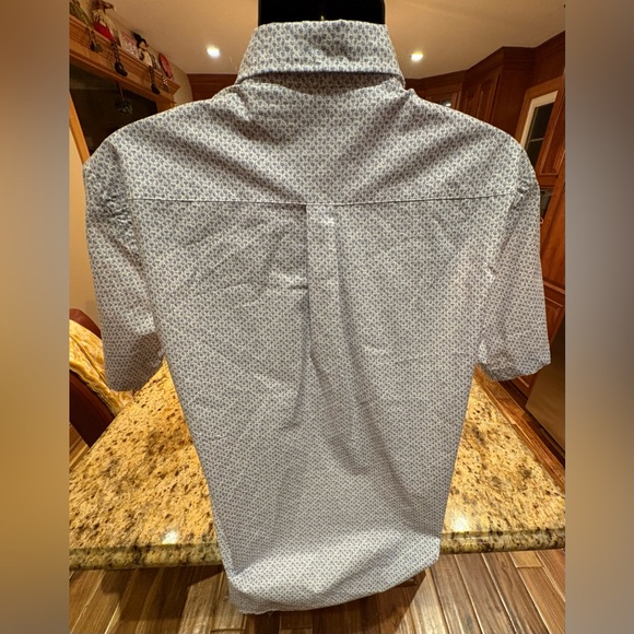 Peter Millar men’s short sleeve shirt. Sharp purple/blue cocktail pattern. Large - Picture 7 of 7